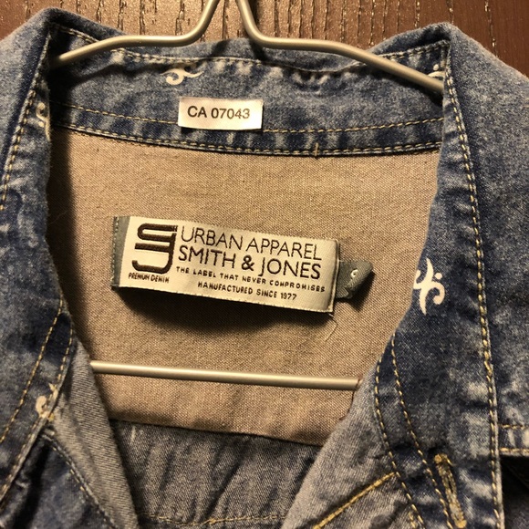 Urban Apparel Denim Shirt - Picture 2 of 2